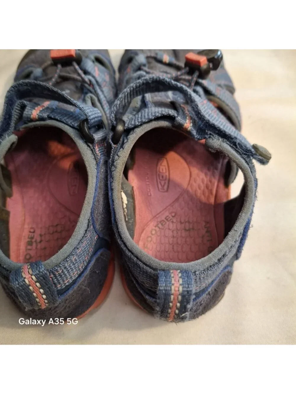Keen sandals adventurous
